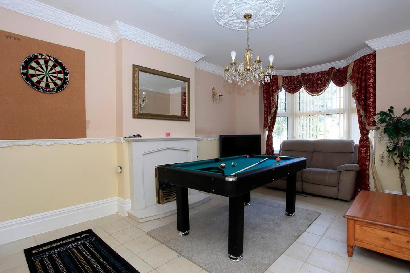 Lincoln Gate House Entertainment Room Hot Tub! Peterborough Esterno foto